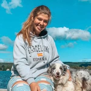 Meet your Posher, Alex-sandra